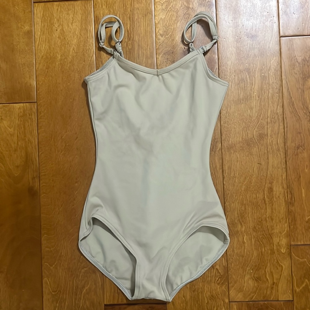 Capezio Nude Beige Tan Leotard Size XS Dance Theater, Ballet, Performance, Jazz